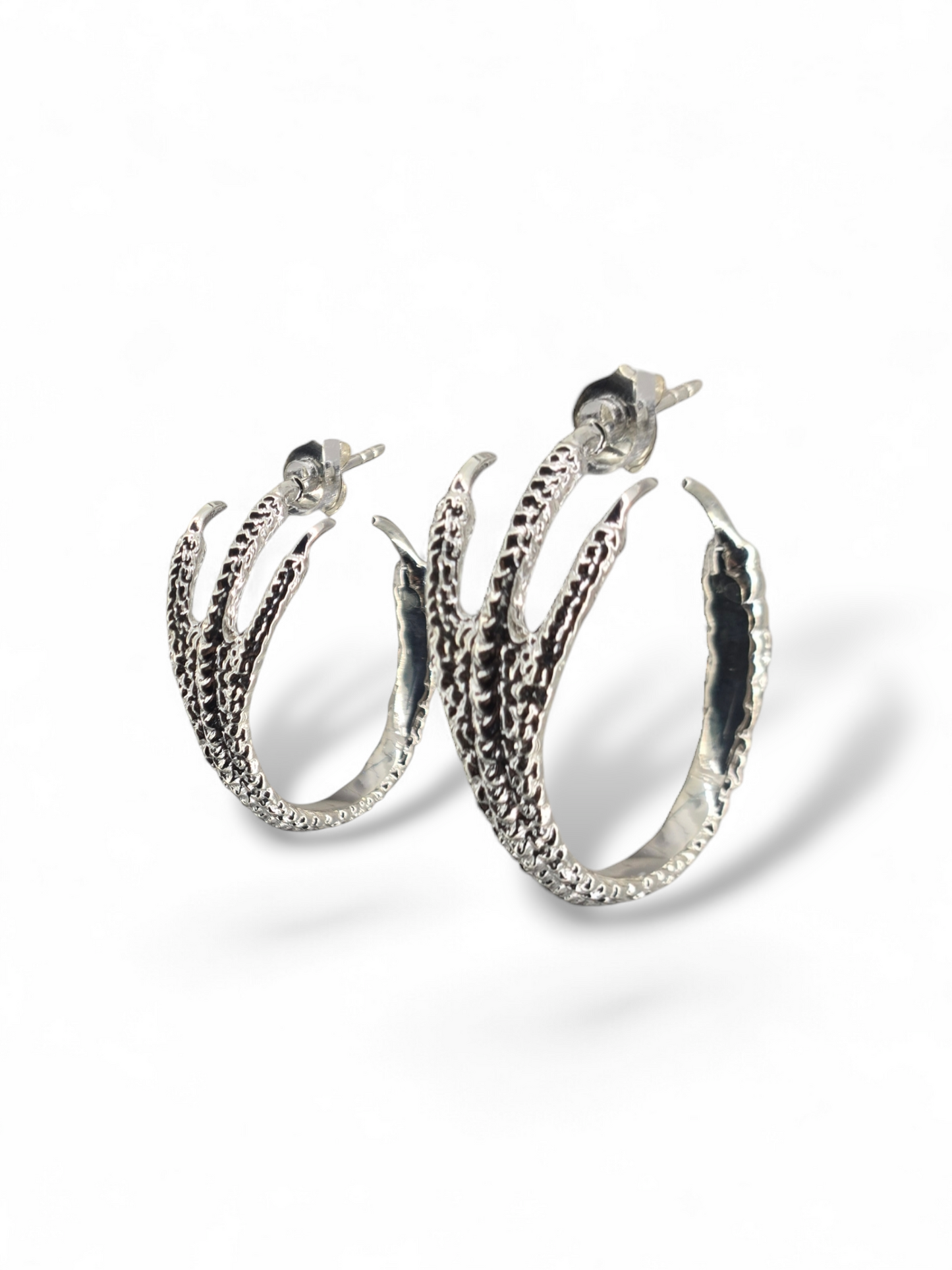 Raven claw hoop ear