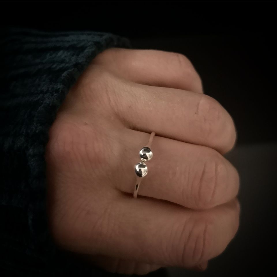 The drop Mini Ring Silver