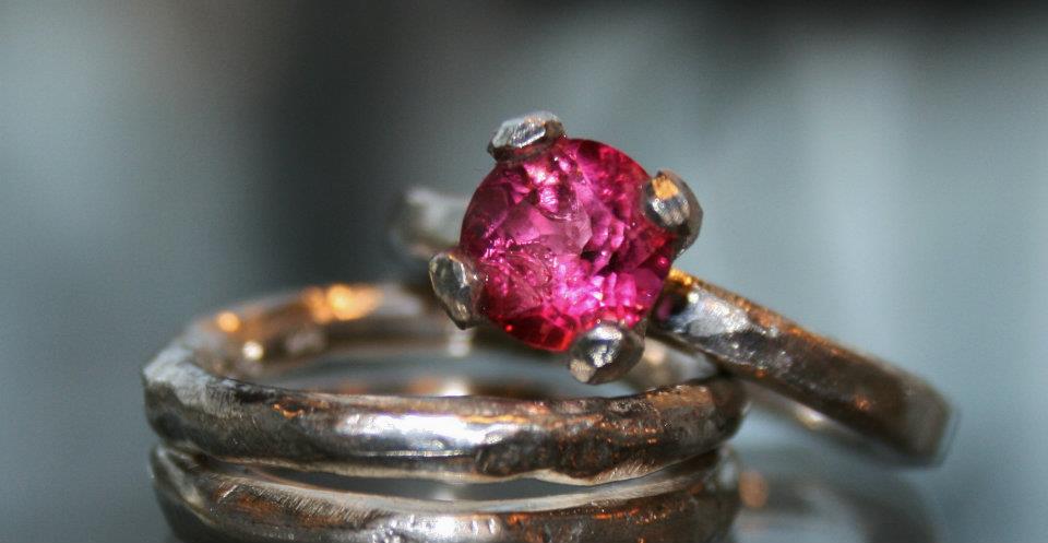 Knot Double ring