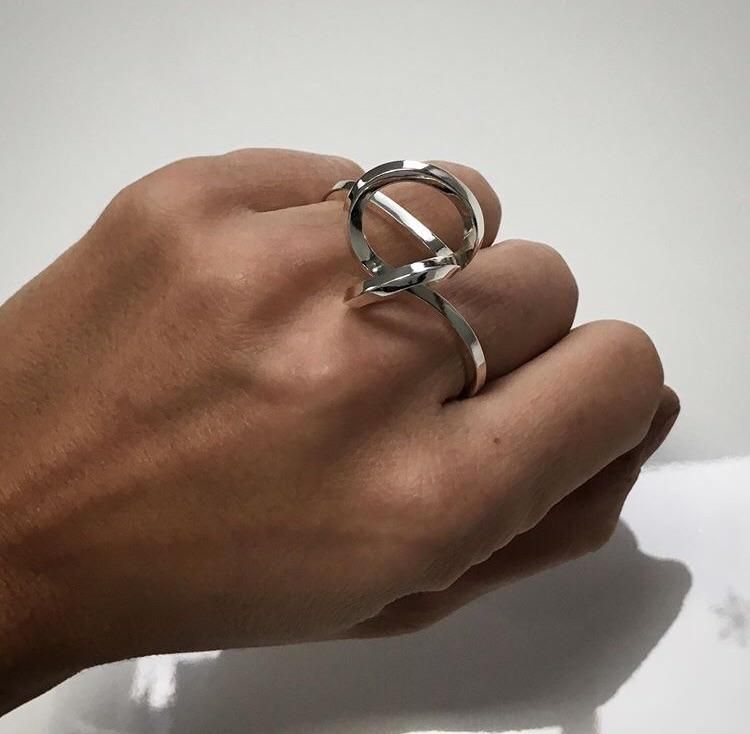 Knot Double ring