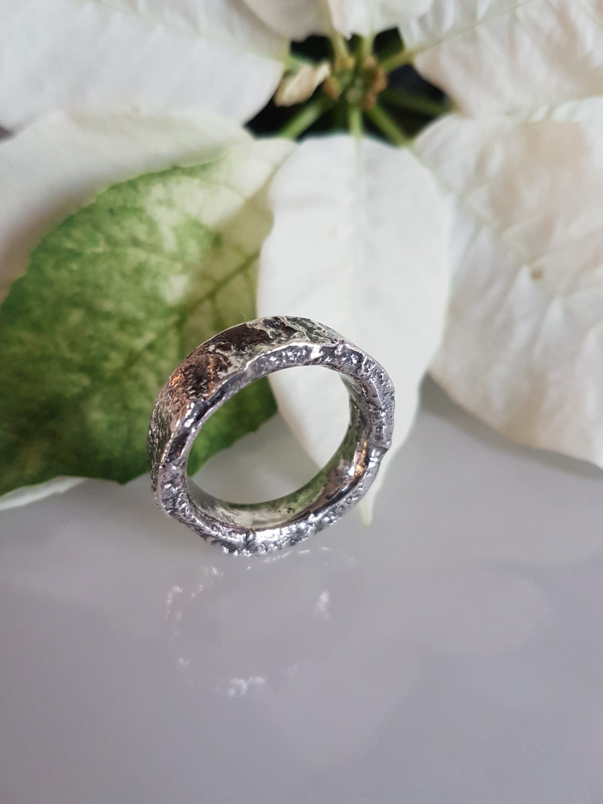 TROLLS RING