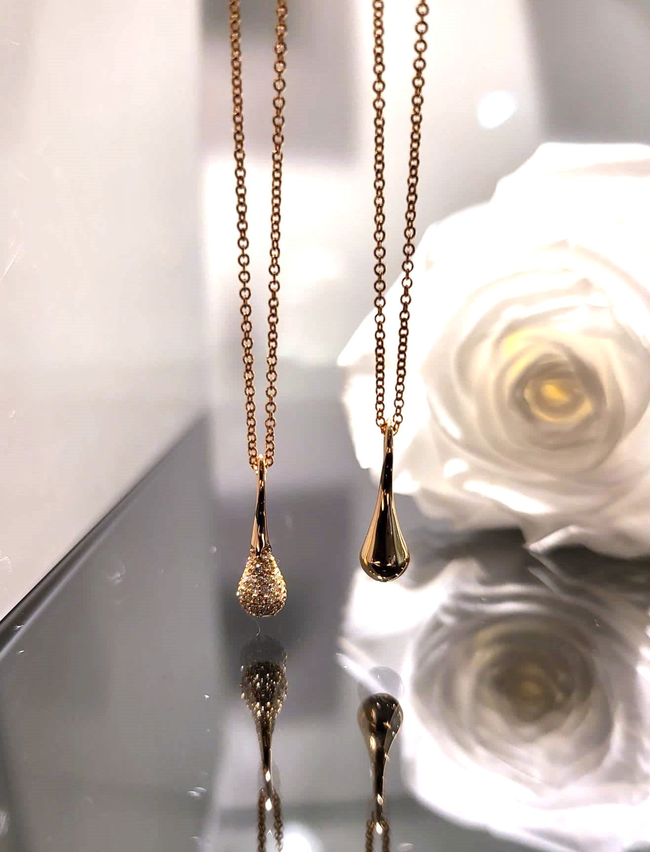 Drop Pendant Diamond 18K Red Gold