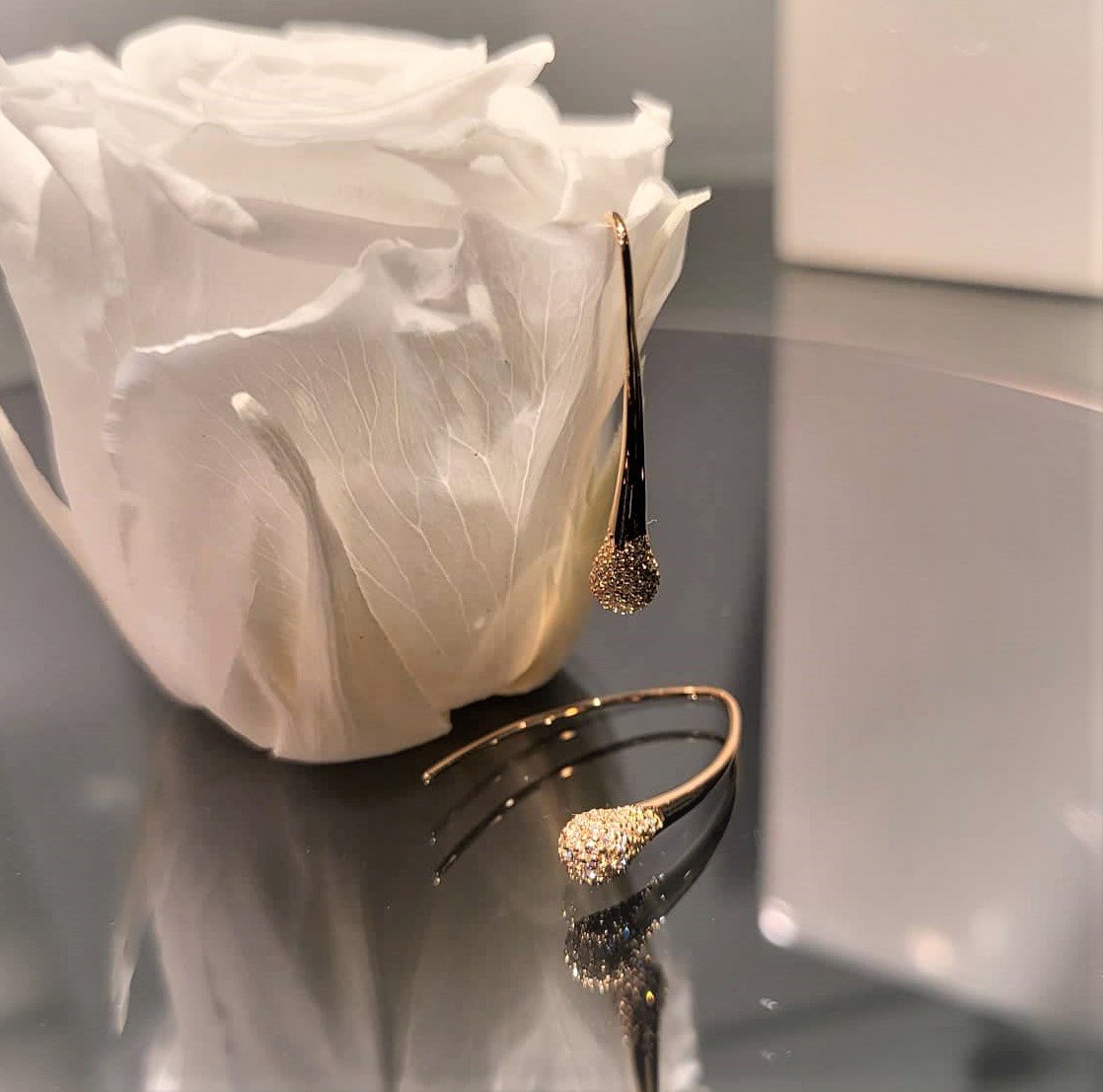 Drop Mini Diamond Earrings 18K Red Gold