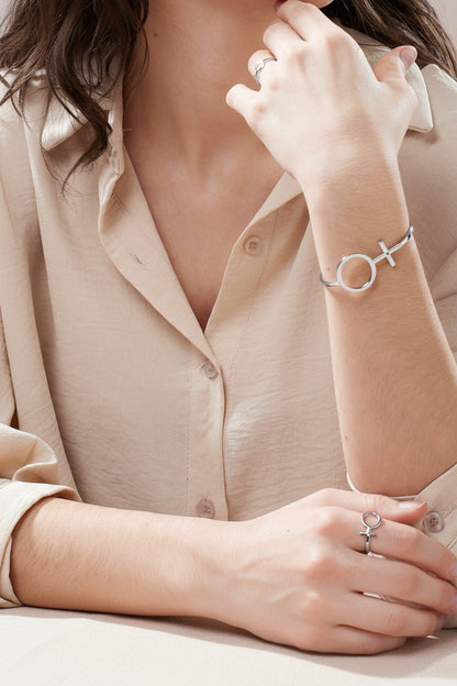 She Bracelet