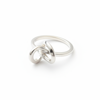 Knot Double ring